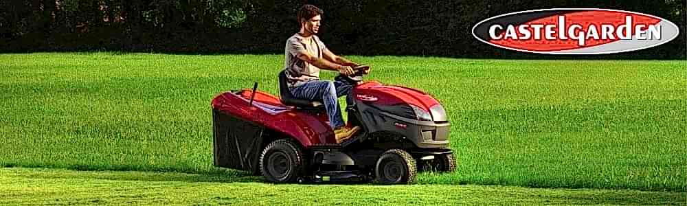 Castelgarden PTX240-HD Çim Biçme Traktörü sürerken